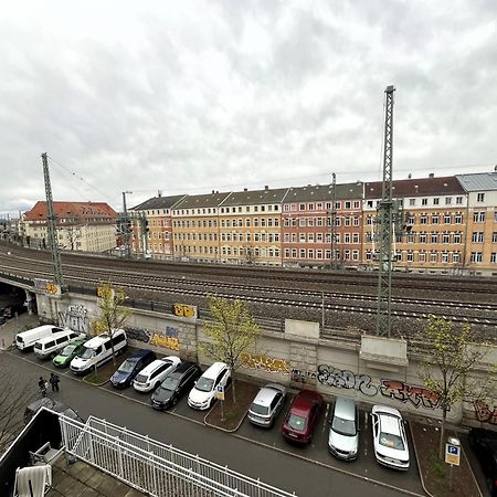 Wohnperle Neustadt - Zentral, Kostenloser Parkplatz, Lift, Klimaanlage Dresden Eksteriør bilde