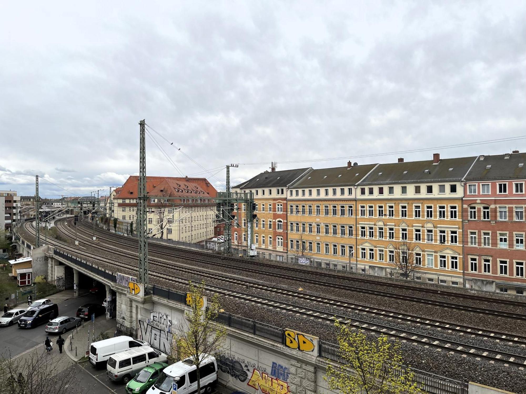 Wohnperle Neustadt - Zentral, Kostenloser Parkplatz, Lift, Klimaanlage Dresden Eksteriør bilde